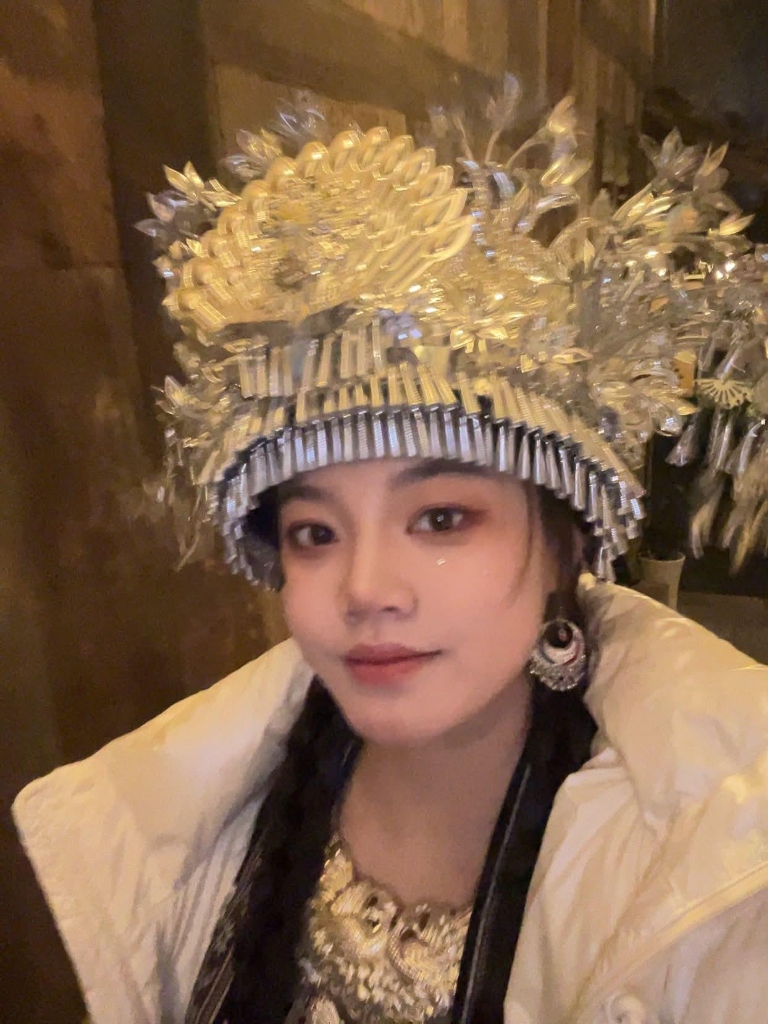 Silver Headdress Princess Photo